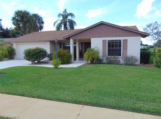 109 Fleur De Lis Ln, Naples, FL 34112