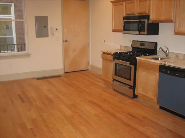 34 N Front St #1, Philadelphia, PA 19106