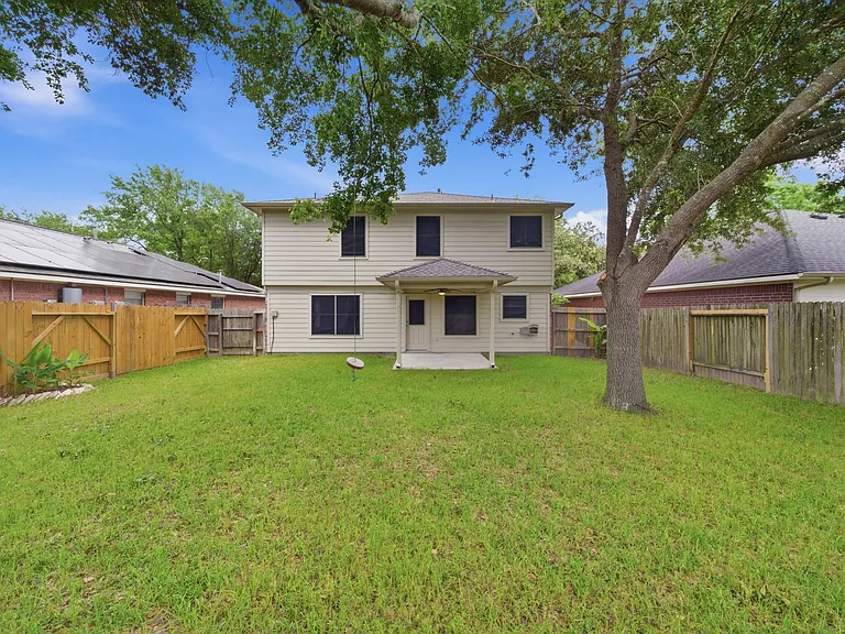 32334 Summer Park Ln — Photo 19