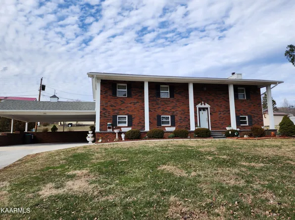 136 Pack St, Jacksboro, TN 37757