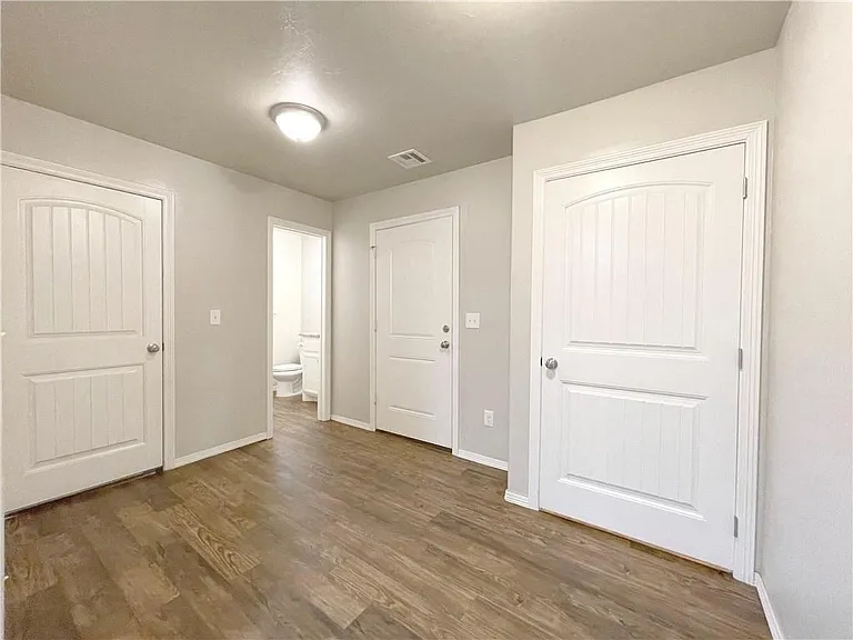 2127 Buena Vida Ln — Photo 20