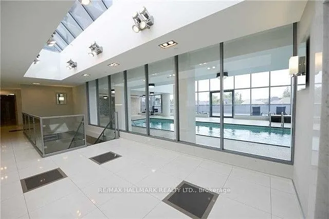 9090 Yonge St #1608 — Photo 11
