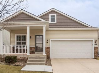 9170 Aster Dr, West Des Moines, IA 50266