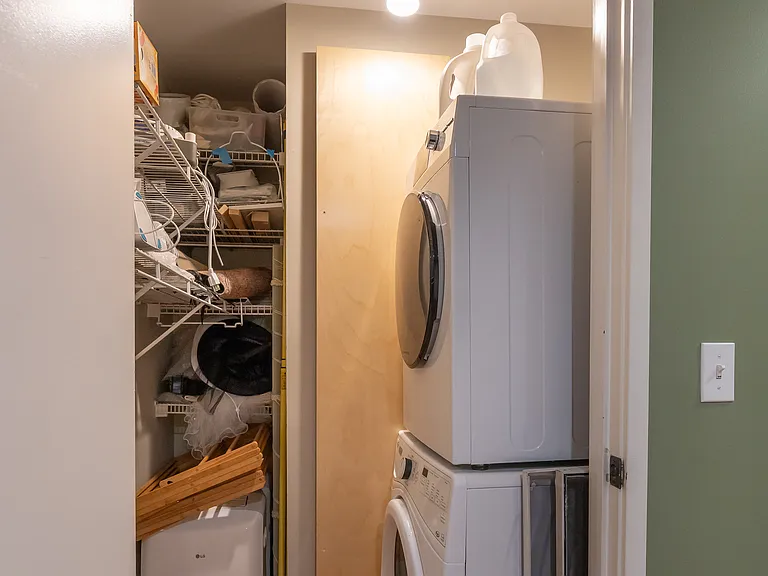 240 Heath St #8 — Photo 22