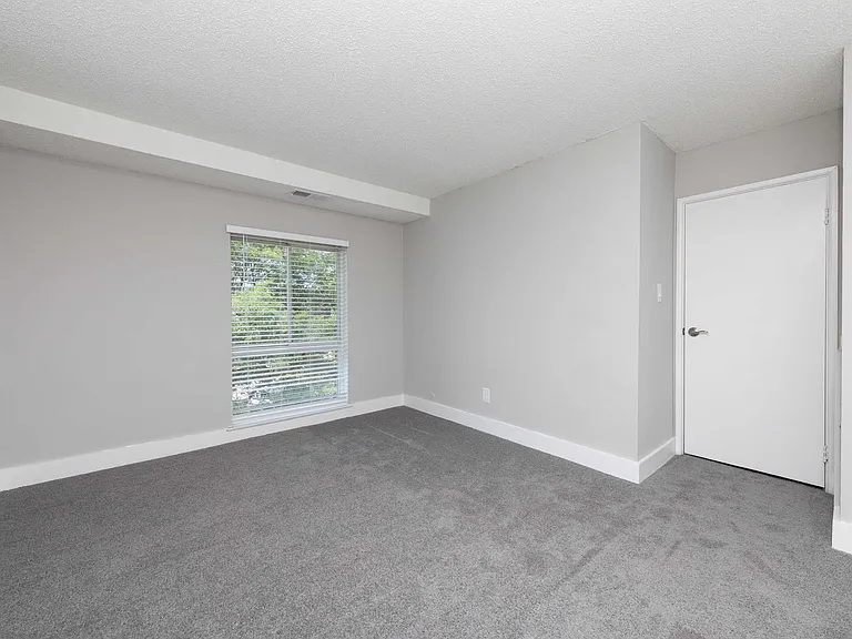 Echelon Glen — Photo 17