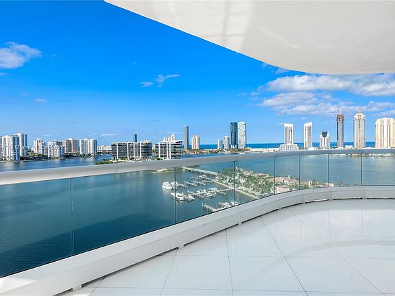 5th image of 6000 Island Blvd APT 1801