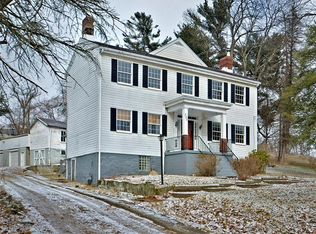 352 Finley Rd, Pittsburgh, PA 15239