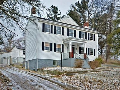352 Finley Rd, Pittsburgh, PA, 15239