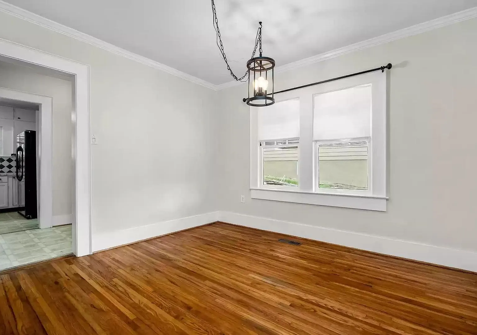 Beautiful 3bed/1bath — Photo 3
