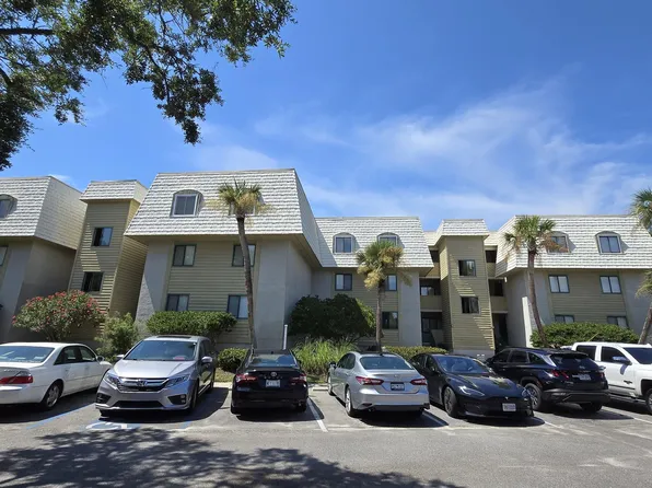 172 Beach Club Villa #172, Saint Helena Island, SC 29920