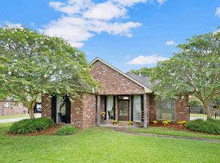 6596 Windwood Dr, Zachary, LA 70791