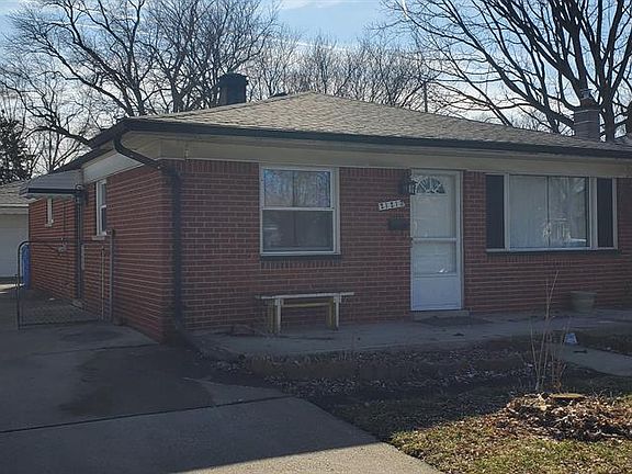 2nd image of 21213 Powers Ave