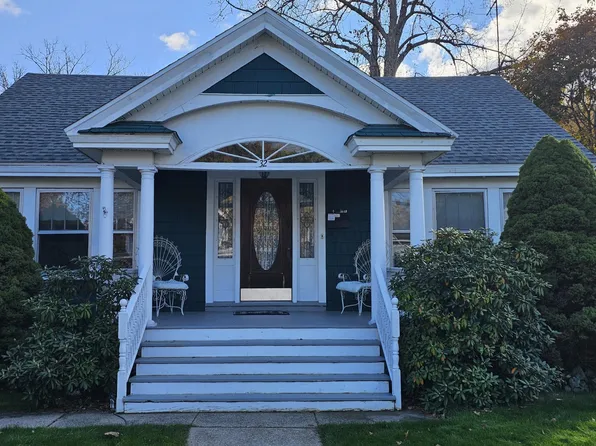 32 McLean Street, Ballston Spa, NY 12020