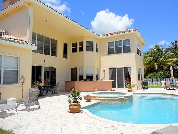 Exterior Back of Home