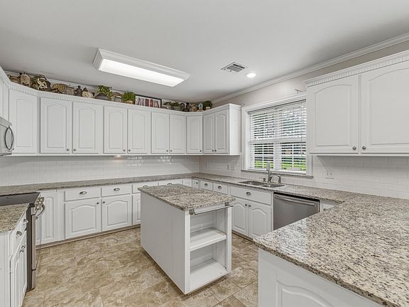 4th image of 148 Whispering Creek Rd