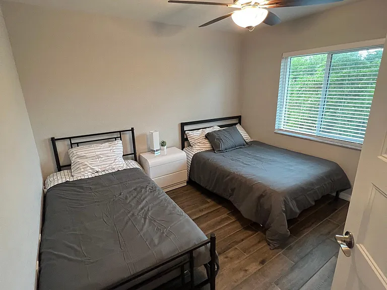 11177 Chalet Ave — Photo 13