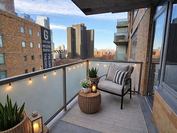 3rd image of 180 Myrtle Ave #12S