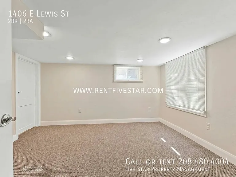 1406 E Lewis St — Photo 16
