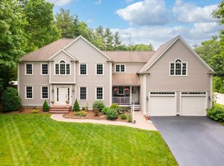 24 Macfarlane Dr, Kingston, MA 02364