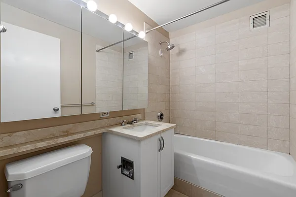 Rented by Compass | media 10