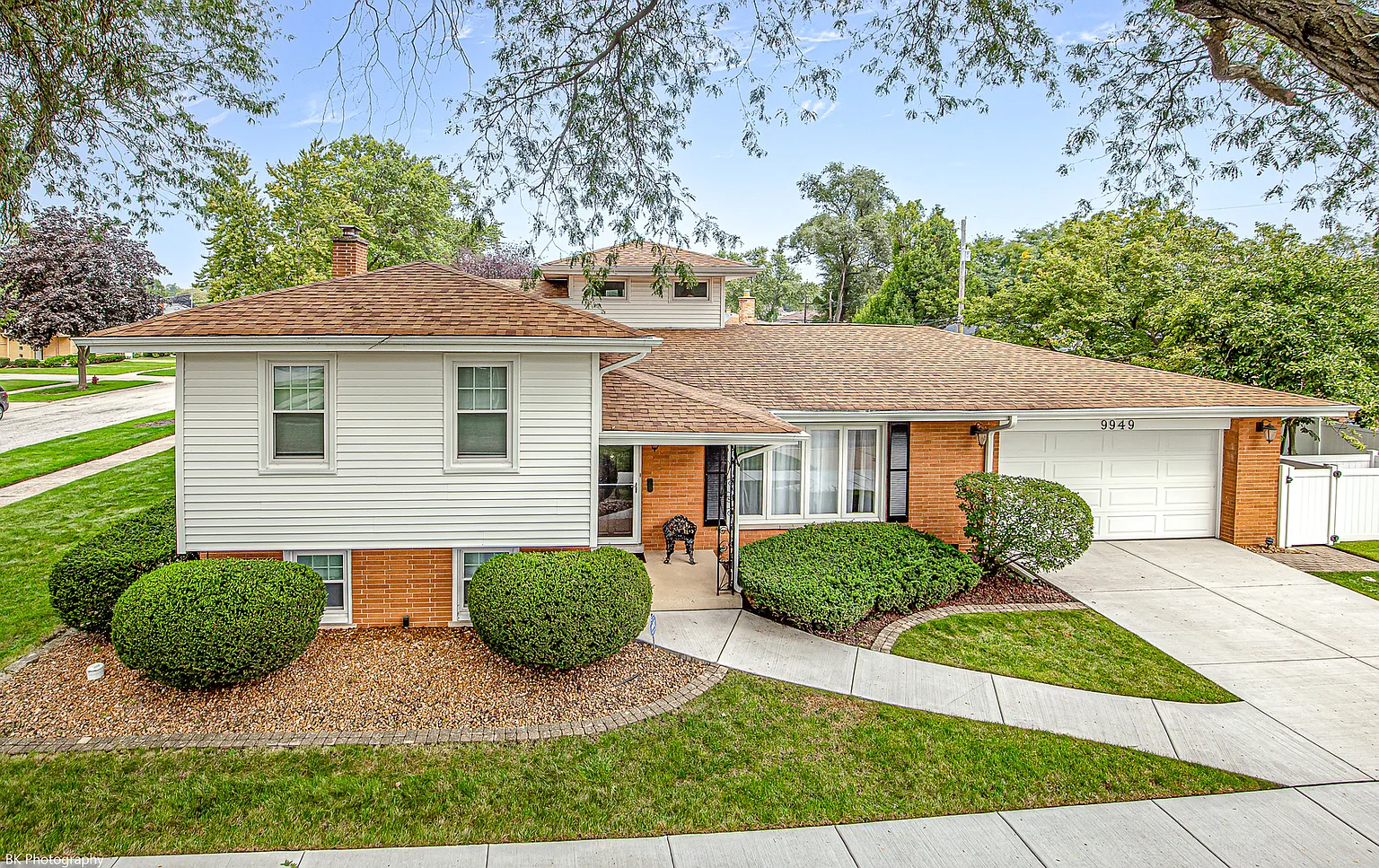 9949 Buell Ct photo 1