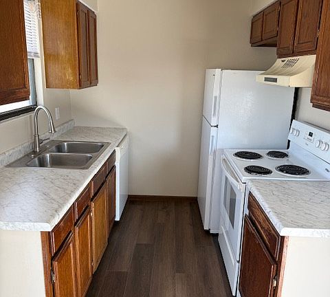 5th image of 3209 S Illinois Ave APT 3