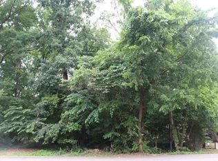 391 Redfield Dr, Jackson, TN 38305