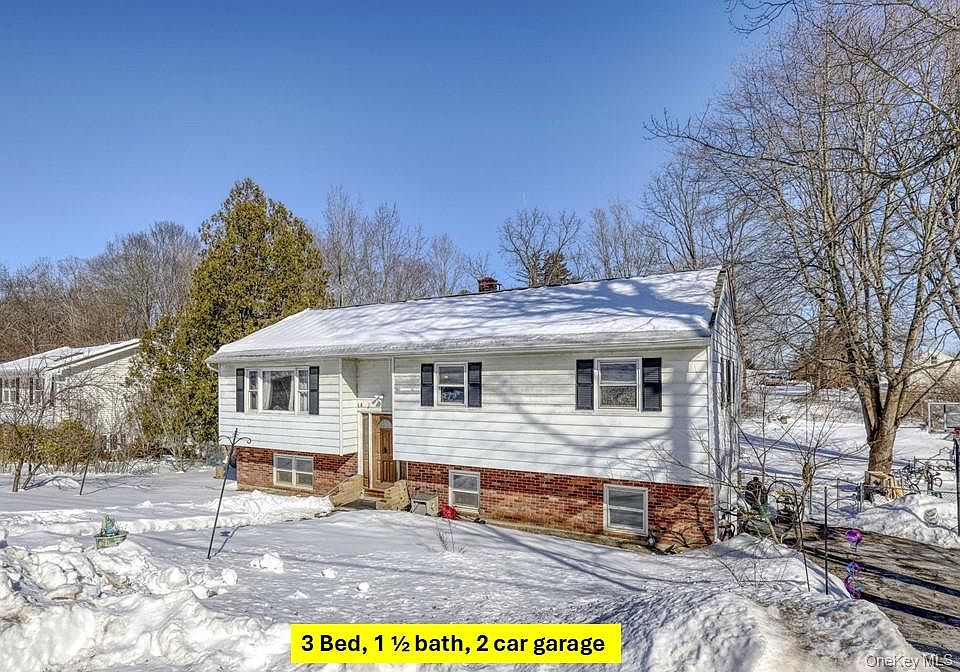1st image of 10 Collier Drive E