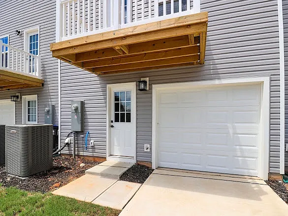3 bed, 1681 sqft, $2,200 — Photo 4