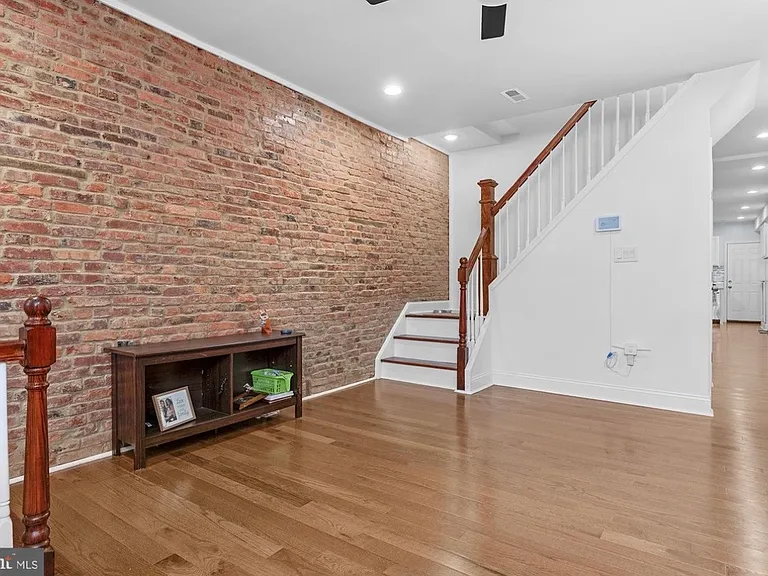 2227 Cecil Ave — Photo 4