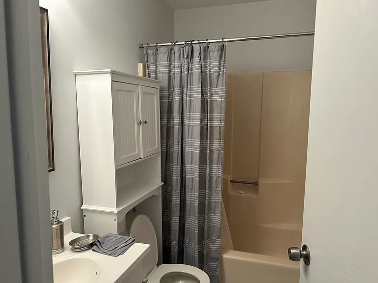 224 Deepwood Dr — Photo 9