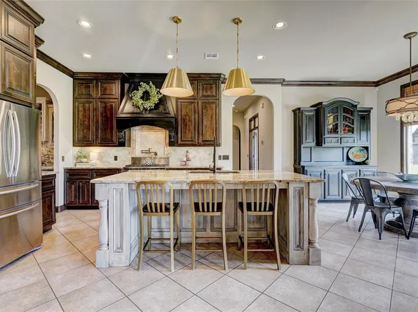 624 Newport Bridge Dr, Edmond, OK 73034