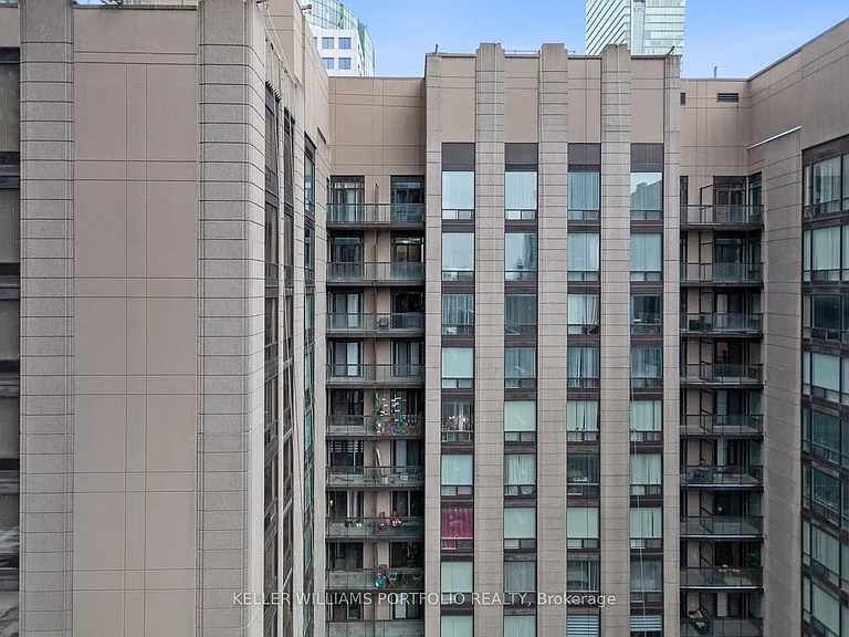 15 Mercer St #1408 — Photo 34