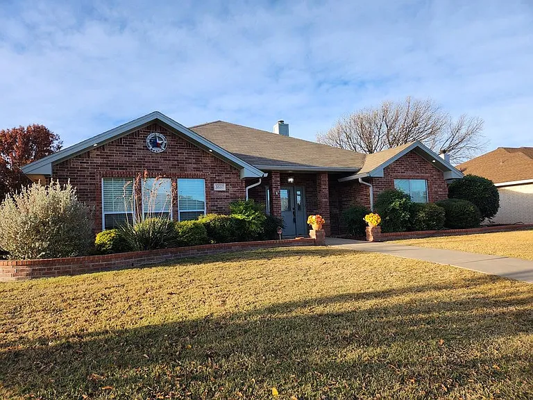 3537 Grandview Dr — Photo 9