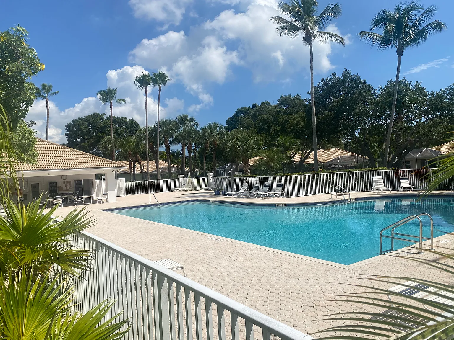 2 bed, 1152 sqft, $3,750 — Photo 4