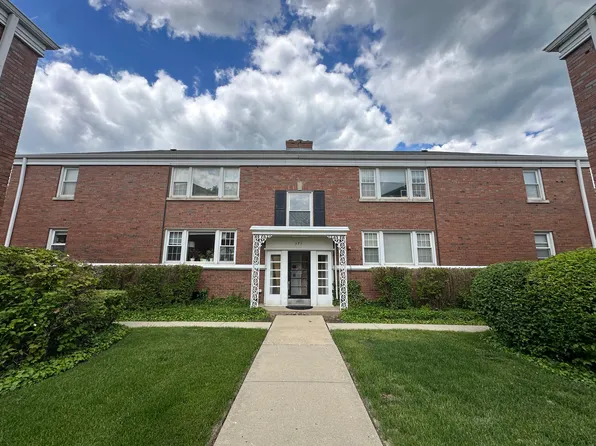 367-375 Central Ave, Highland Park, IL