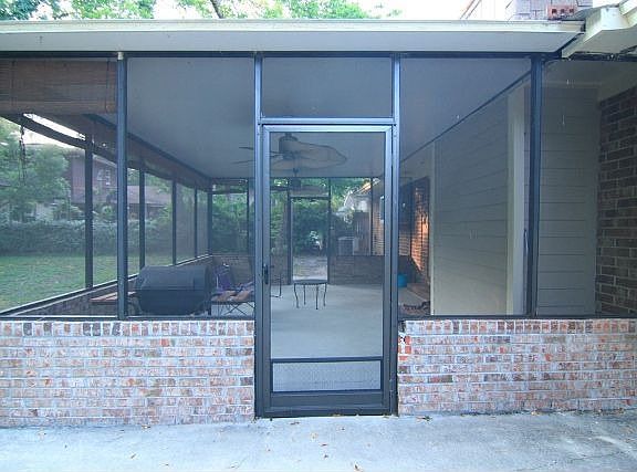 Screened Back Patio
