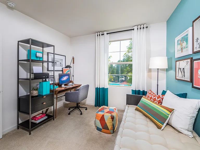 Woodbury Court Apartment Homes — Photo 7