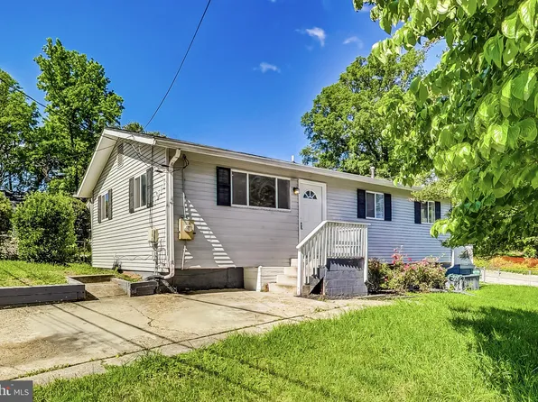 1011 Iago Ave, Capitol Heights, MD 20743