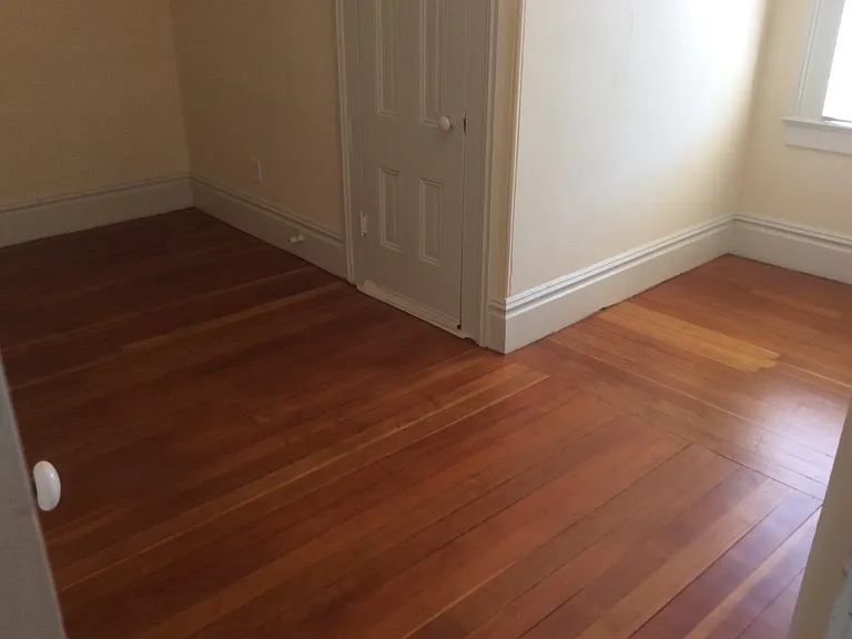 1421 2nd St #2 — Photo 8