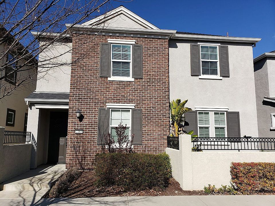 1st image of 2203 Village Green Dr