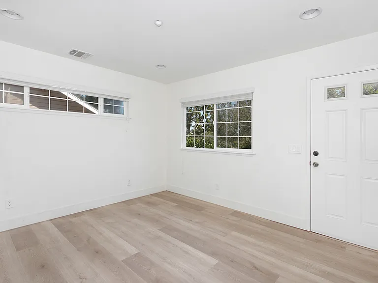 143 Esperanza Ave — Photo 5