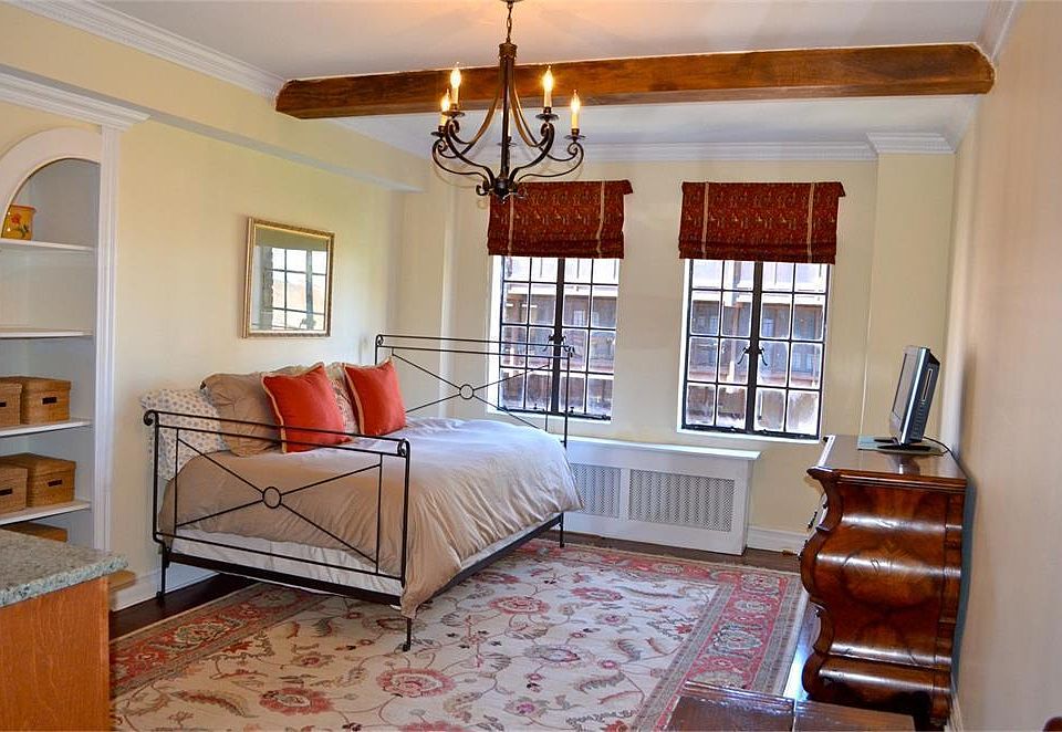 1st image of 312 E 42nd St #1403