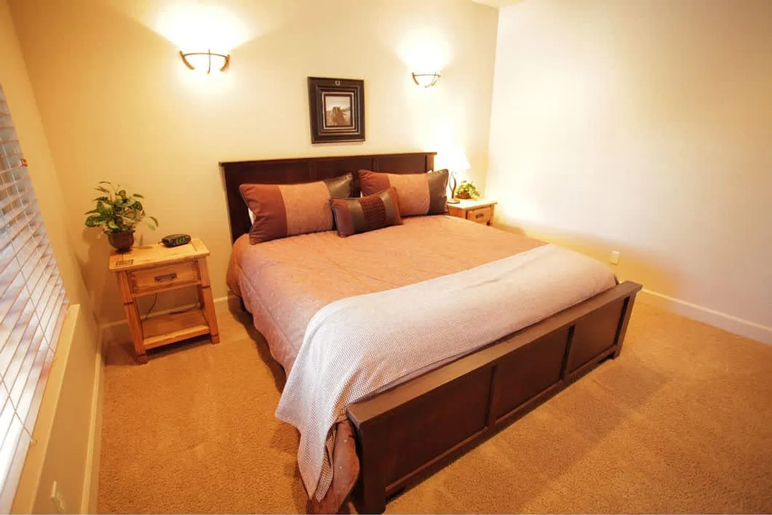 5 bed, 3.0 bath, 2798 sqft, $7,991 — Photo 4