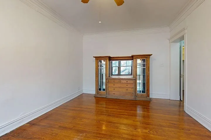 Greenwood 5201 — Photo 51