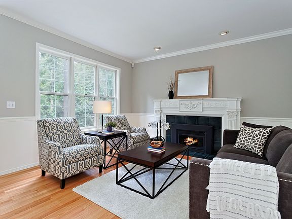 4th image of 21710 NE 105th Pl