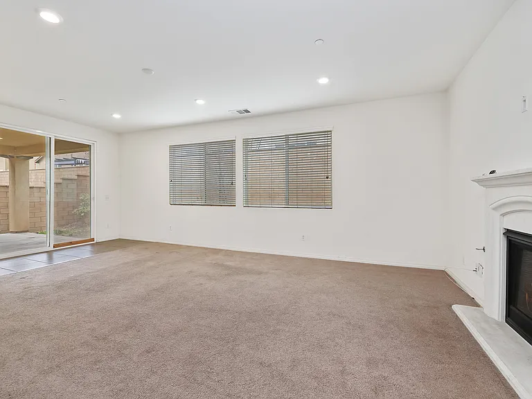 15634 Clove Pl — Photo 31
