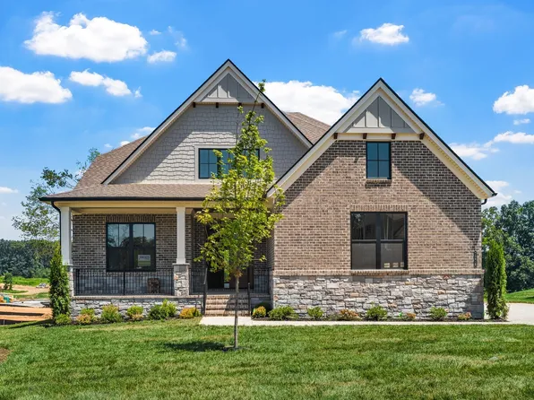 7303 Orrinshire Dr, Fairview, TN 37062