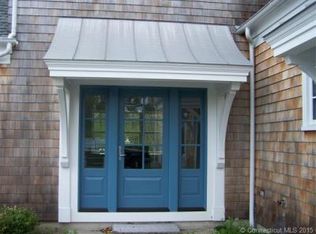 65 Montauk Ave, Stonington, CT 06378