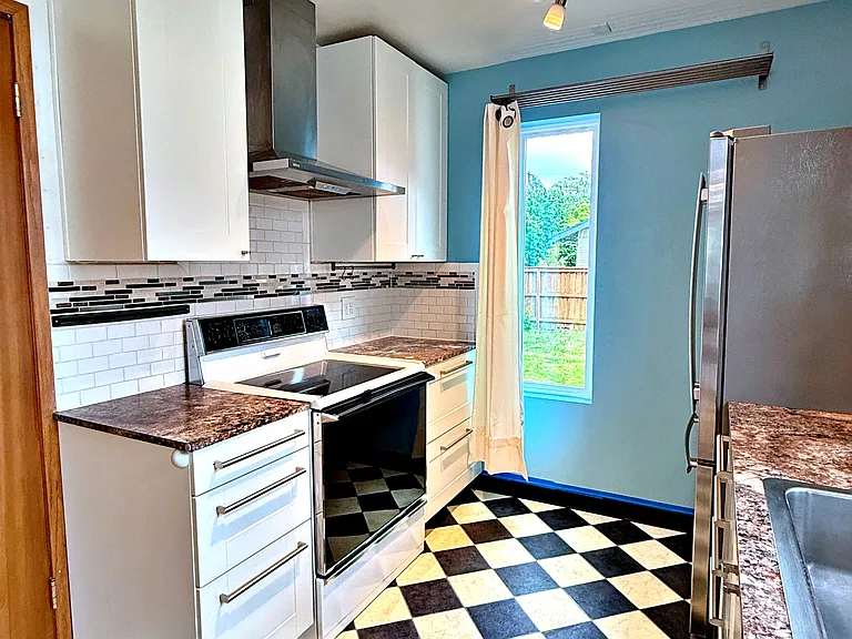 8048 SE Ellis St — Photo 30